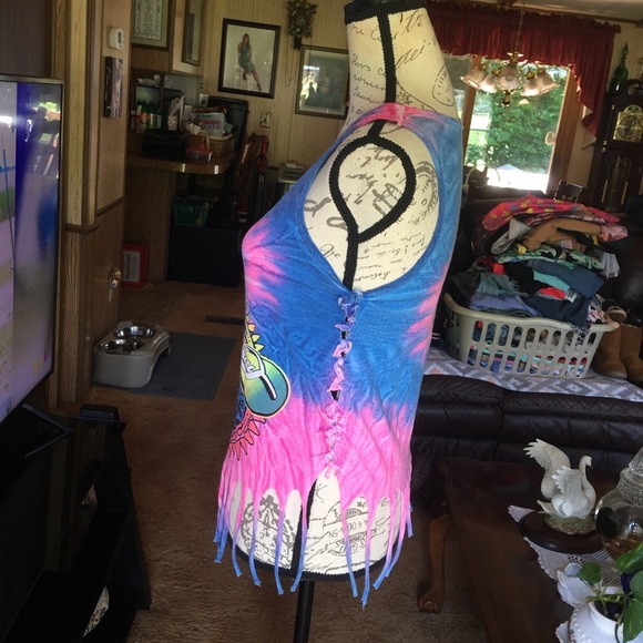 Women’s tie-dye Bahamas cut tank top - Picture 10 of 16